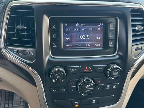 Used 2014 Jeep Grand Cherokee Laredo AWD/4WD image 20