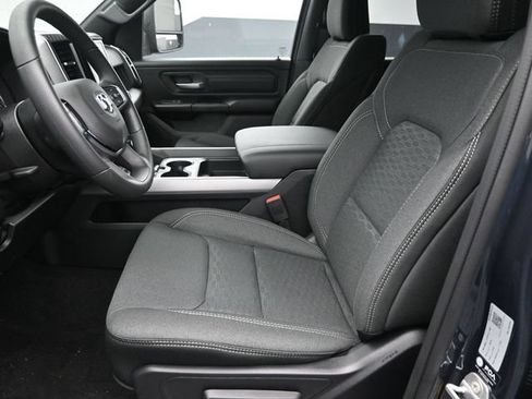 New 2026 RAM 1500 Express AWD/4WD image 21
