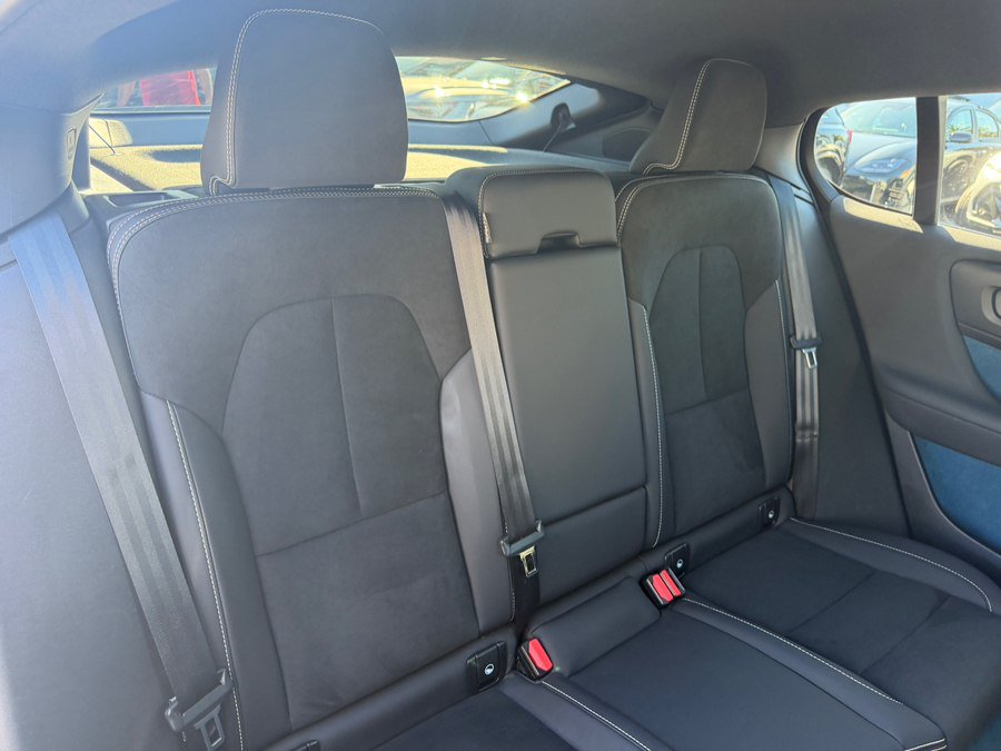 Used 2023 Volvo C40 P8 Recharge Plus AWD/4WD image 37