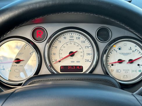 Used 2006 Aston Martin Vanquish S image 6