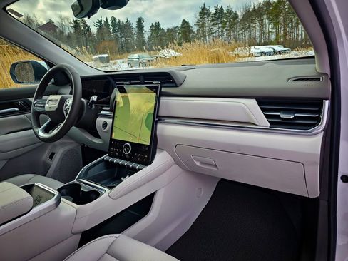 New 2026 GMC Terrain Denali image 42