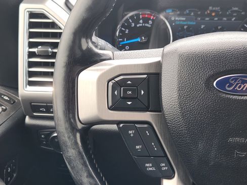 Used 2017 Ford F250 Platinum w/ Platinum Ultimate Package AWD/4WD image 29