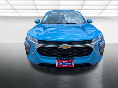 New 2026 Chevrolet Trax LS w/ LS Convenience Package FWD image 25