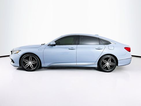 Used 2021 Honda Accord Touring image 4