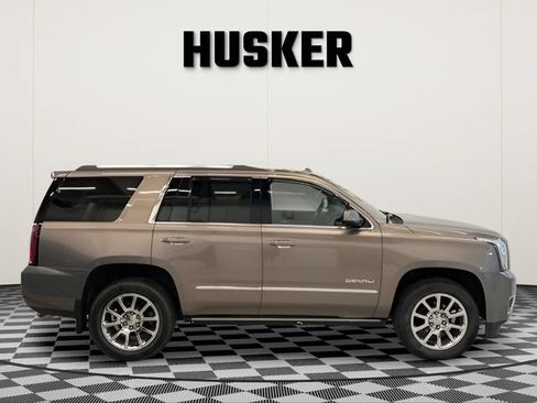 Used 2019 GMC Yukon Denali AWD/4WD image 2