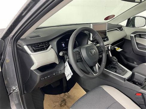 New 2025 Toyota RAV4 XLE w/ Convenience Package image 2