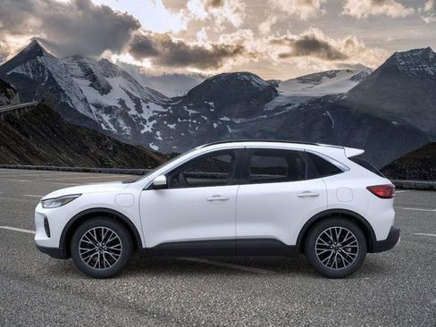 New 2024 Ford Escape SE FWD image 3