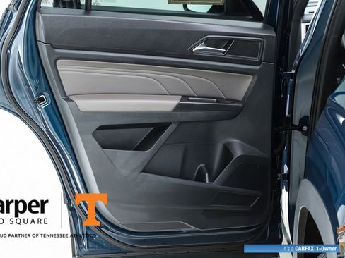 Used 2022 Volkswagen Atlas Cross Sport SE image 17