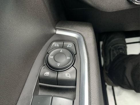 Used 2023 GMC Sierra 1500 SLT w/ SLT Convenience Package image 38