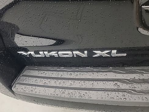 Used 2019 GMC Yukon XL SLT RWD image 10