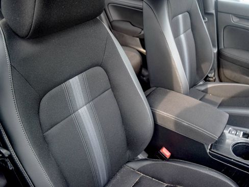 Used 2024 Honda Civic Sport image 10