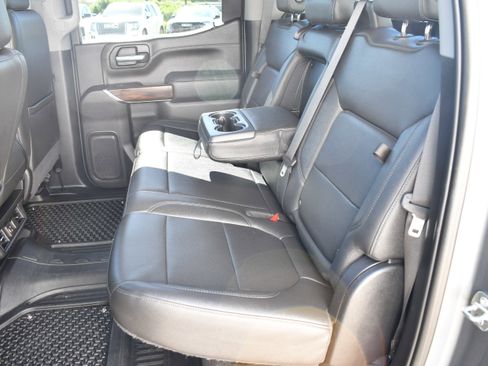 Used 2021 GMC Sierra 1500 SLT w/ X31 Off-Road Package image 29