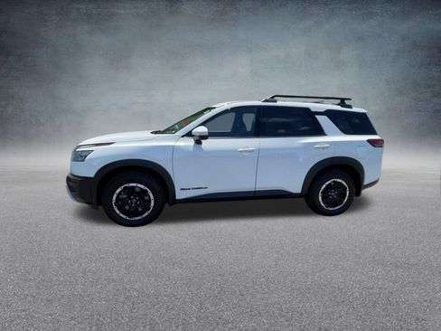 Used 2024 Nissan Pathfinder Rock Creek image 12