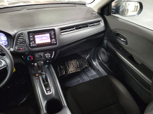 Used 2020 Honda HR-V LX image 13