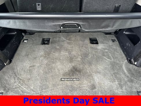 Used 2011 Toyota 4Runner SR5 image 16