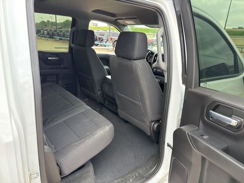 Used 2023 Chevrolet Silverado 1500 Custom image 12