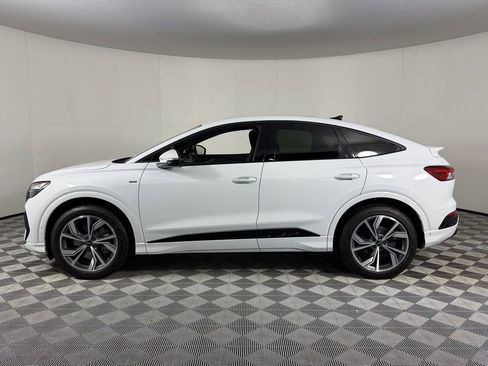 Used 2024 Audi Q4 e-tron Premium Plus w/ Premium Plus image 11