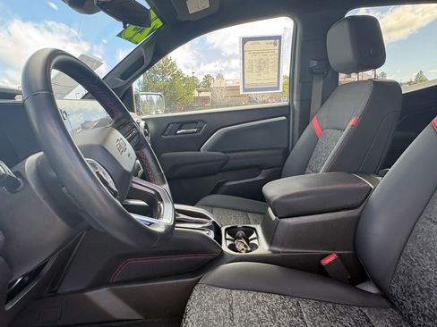 Used 2023 Chevrolet Colorado Z71 image 17