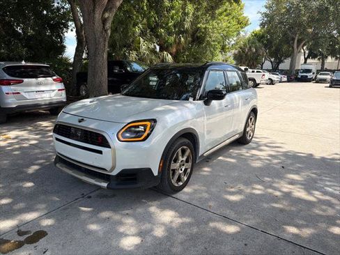 Used 2025 MINI Cooper Countryman S AWD/4WD image 2