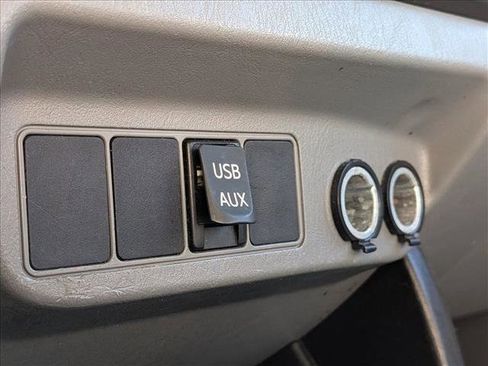 Used 2014 Toyota Tacoma image 7