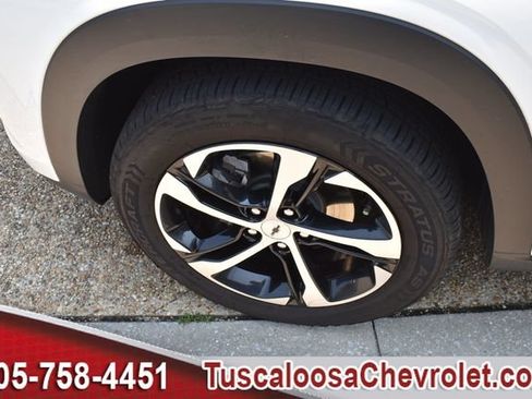 Used 2024 Chevrolet Trax RS w/ Driver Confidence Package FWD image 14
