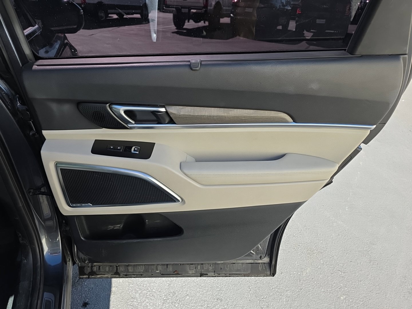 Used 2022 Kia Telluride SX w/ SX Prestige Package AWD/4WD image 40