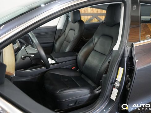 Used 2018 Tesla Model 3 Long Range image 13