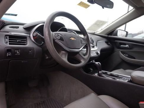 Used 2018 Chevrolet Impala LS image 17