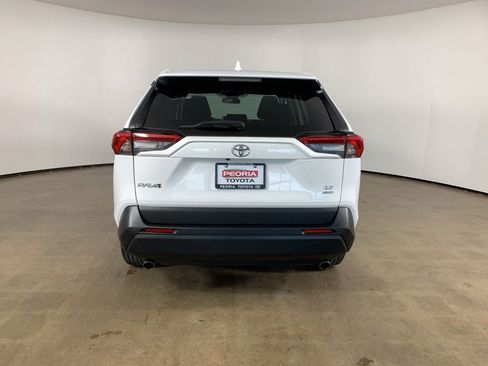 Used 2024 Toyota RAV4 LE image 10