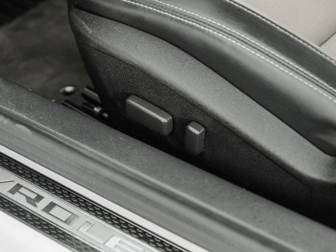 Used 2010 Chevrolet Camaro SS RWD image 30