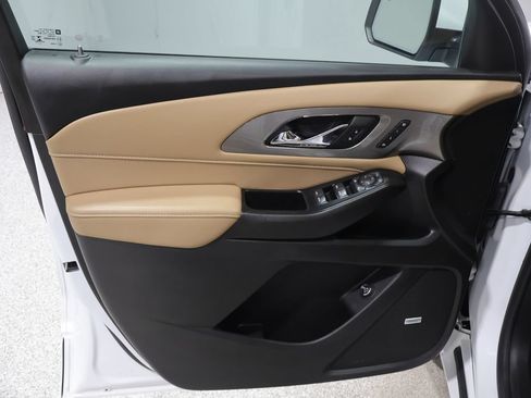 Used 2023 Chevrolet Traverse Premier w/ LPO, Floor Liner Package AWD/4WD image 18