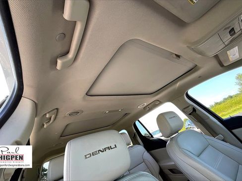 Used 2023 GMC Acadia Denali w/ Denali Ultimate Package image 22