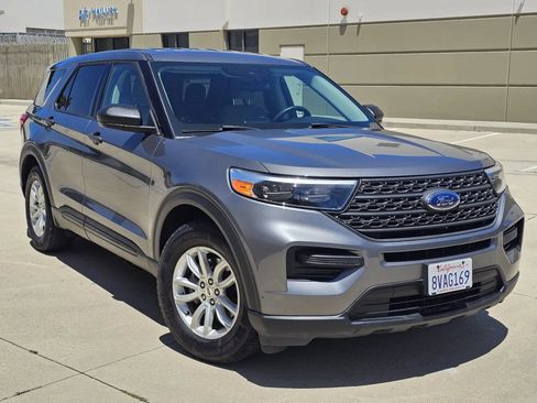 Used 2021 Ford Explorer 2WD image 3