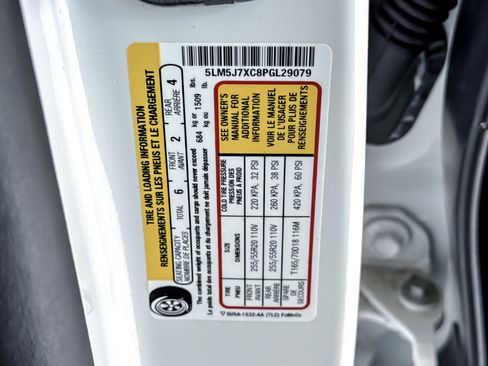 Certified 2023 Lincoln Aviator Reserve AWD/4WD image 30