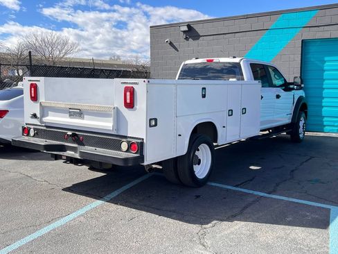 Used 2022 Ford F550 4x4 Crew Cab Super Duty w/ Power Equipment Group image 21