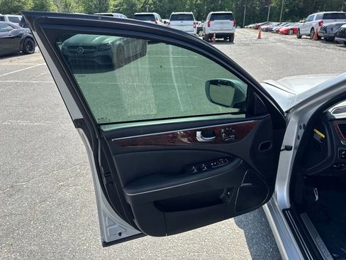 Used 2016 Hyundai Equus Ultimate RWD image 29