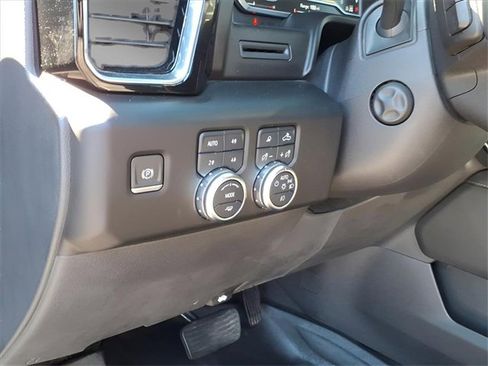 Used 2022 GMC Sierra 1500 Denali image 9