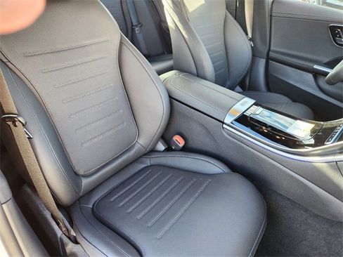 New 2025 Mercedes-Benz C 300 4MATIC Sedan image 13