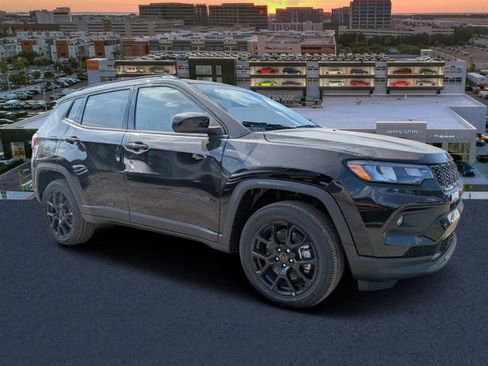 New 2026 Jeep Compass Latitude AWD/4WD image 1