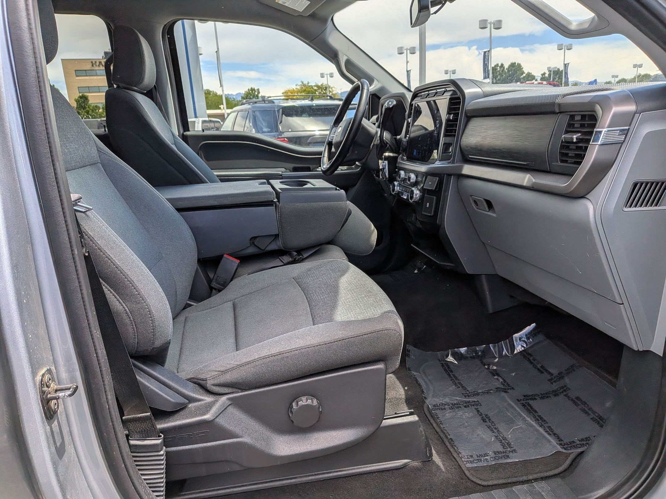 Used 2024 Ford F150 XLT AWD/4WD image 30