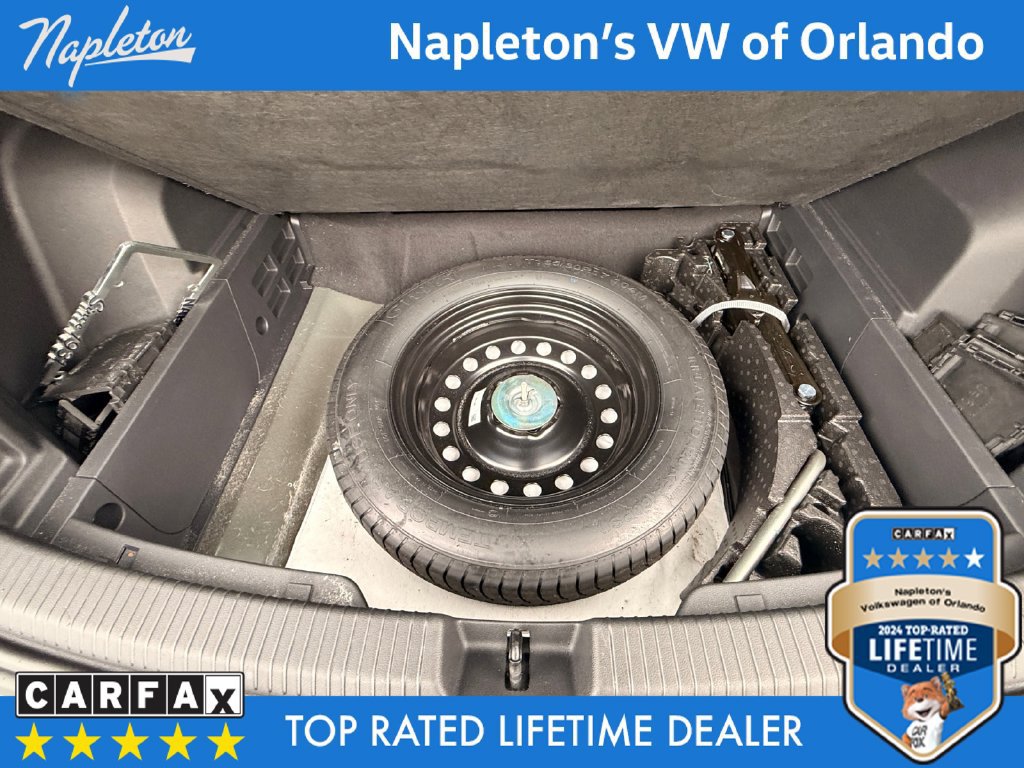 Used 2024 Volkswagen Atlas Cross Sport SE FWD image 31