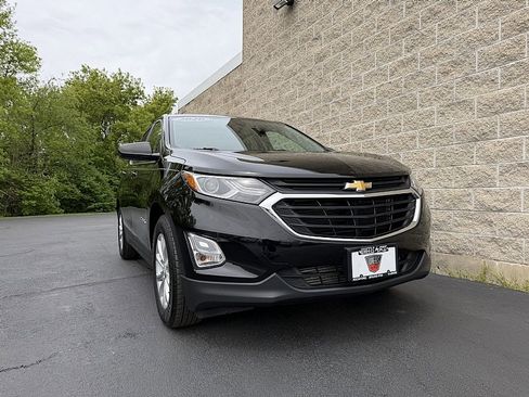 Used 2020 Chevrolet Equinox LS w/ LS Convenience Package FWD image 1