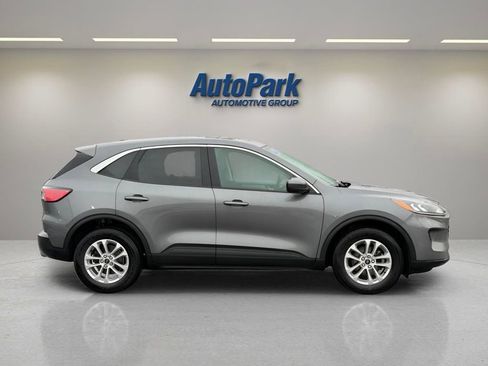 Used 2021 Ford Escape SE w/ Convenience Package image 8