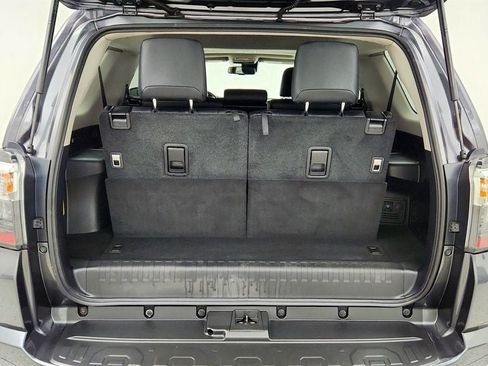 Used 2023 Toyota 4Runner SR5 Premium w/ Moonroof Package AWD/4WD image 23