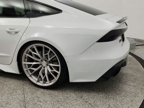 Used 2021 Audi RS 7 Sportback w/ Carbon Optic Package image 19