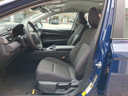 Used 2025 Toyota Camry LE image 13