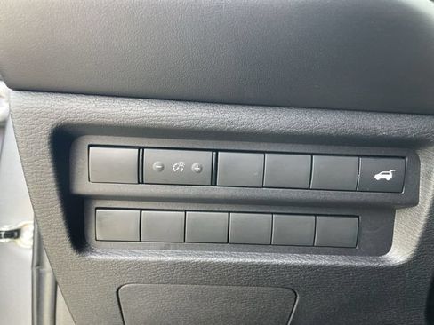 Used 2024 Mitsubishi Outlander SE FWD image 35