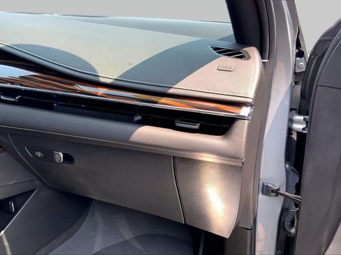 Used 2023 Cadillac Escalade Premium Luxury w/ LPO, Floor Liner Package AWD/4WD image 17
