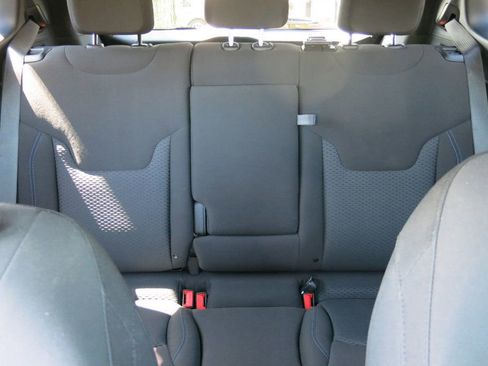 Used 2024 Jeep Compass Sport AWD/4WD image 18