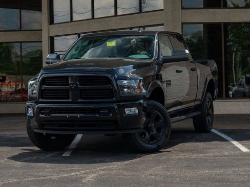 Used 2016 RAM 2500 Big Horn w/ Black Appearance Group AWD/4WD image 6